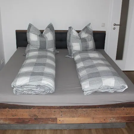 Apartment - Schickes 48qm Mit Parkplatz Cottbus